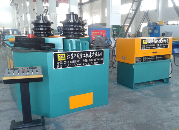 中型圓管型材彎曲機 中型圓管型材彎曲機